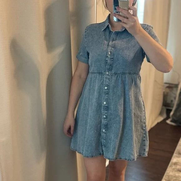 Light Wash Girly Jean Casual Everyday Spring Summer Dress - Picture 1 of 3